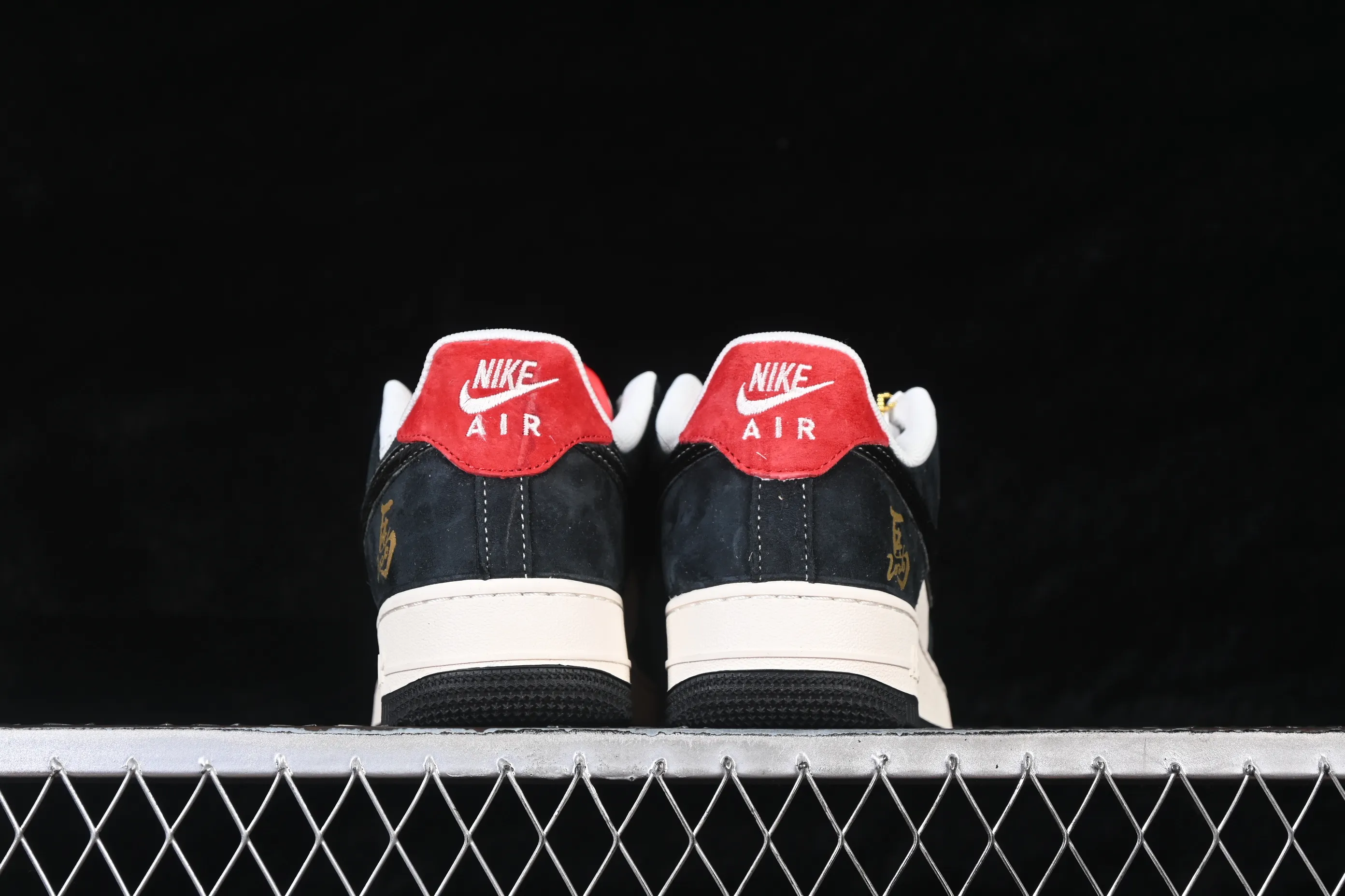 All categories Nk Air Force 1 Air Force series Nk Air Force 1 Low Air Force low-top Nike Air Force 1'07 Low black and white contrast Air Force 1 low-top casual sneakers HT5088-630